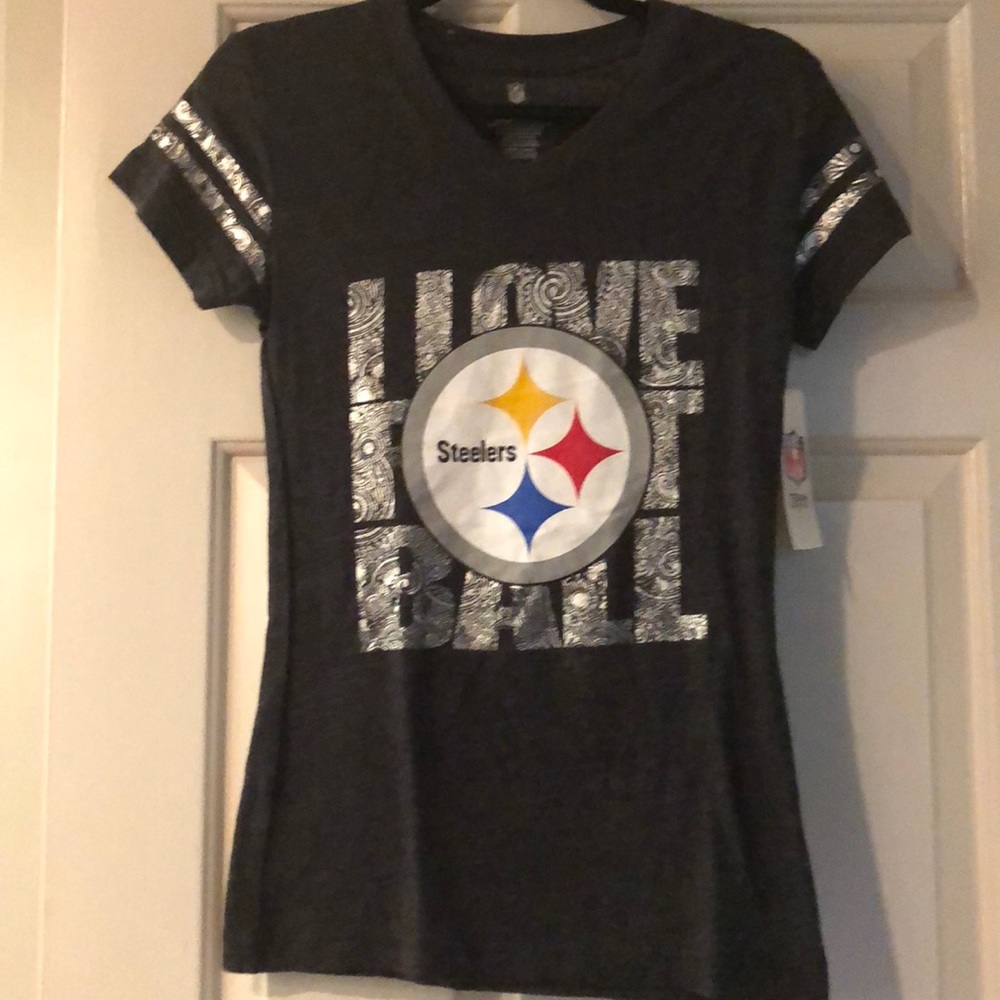 Pittsburgh Steelers T-shirt.  NWT XL 14-16